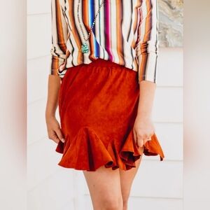 Grace & Emma Women’s Rust Ruffle Faux Suede Skirt Size M